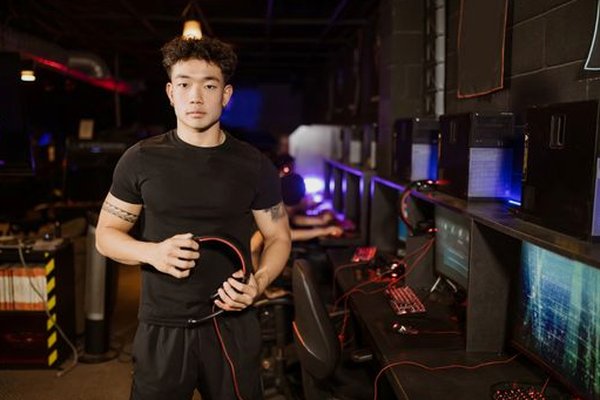 momo F8bet